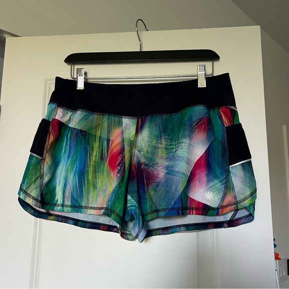 Athleta Tropea Ready Set Short - Picture 2 of 6